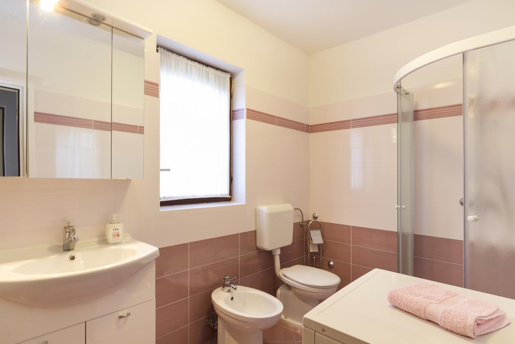Apartments Rajkovic ลาบิน ห้อง รูปภาพ